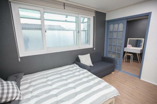 Hostal Twins Guesthouse