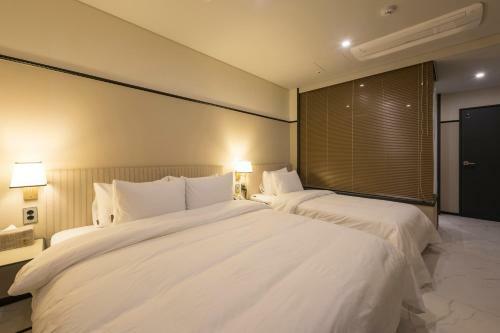 Brown-dot Hotel Guseo