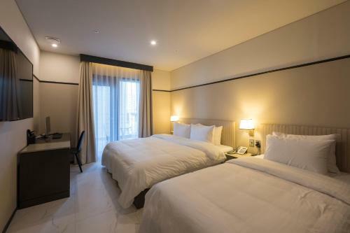 Brown-dot Hotel Guseo