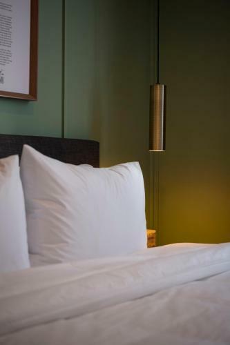Brown-dot Hotel Guseo