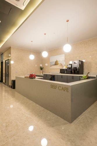 Brown-dot Hotel Guseo
