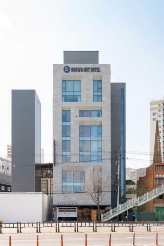 Brown-dot Hotel Guseo