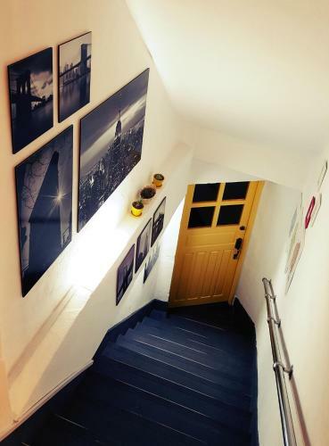 Hostal Lvia Guesthouse