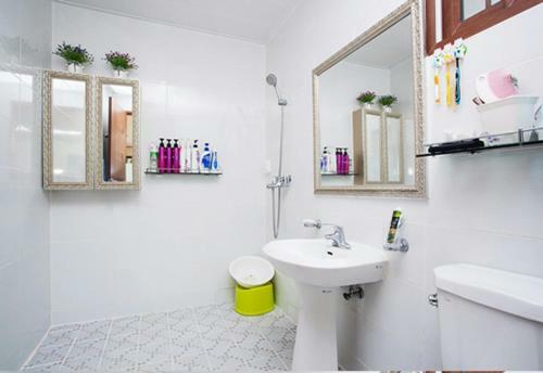 Casa Linda Guesthouse