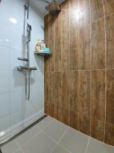 Hostal City Com's