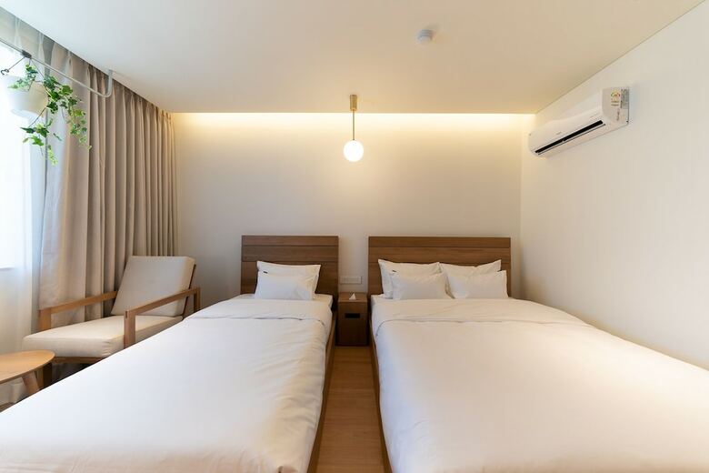 Heyy Chuncheon Hotel