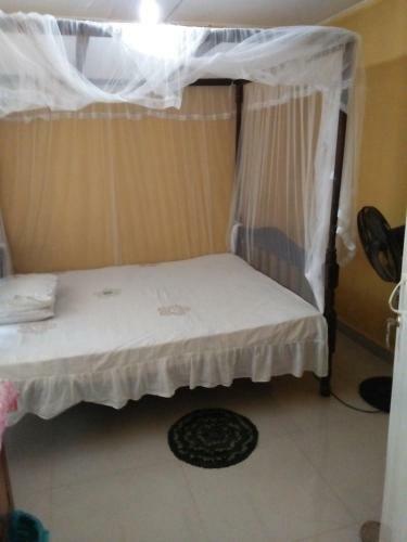 Mama Daisy's Homestay Rekawa.