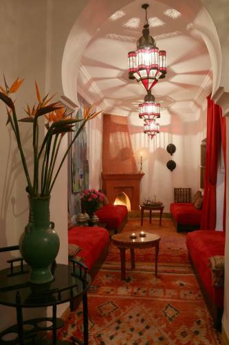 Hostal Riad Al Anouwar