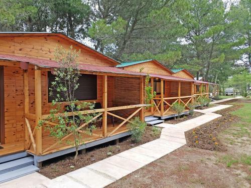 Saranda Beach Bungalow