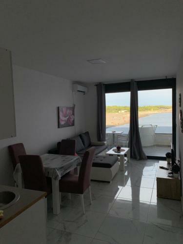 Sea Star Apartments