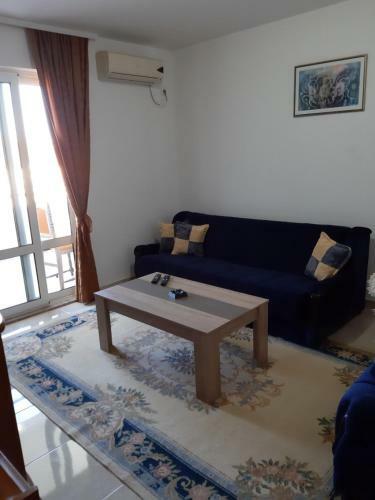 Hostal Berin Apartments
