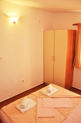 Apartments Radojevi?