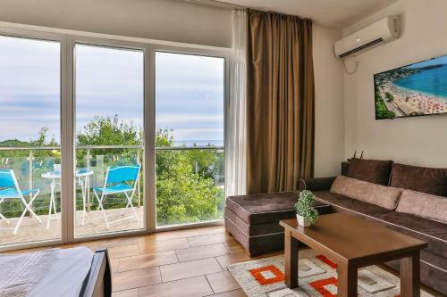 Luna Apartmani