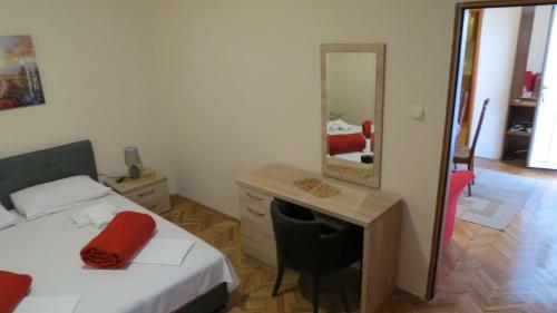 Hostal Oaza