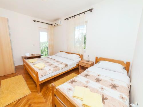 Apartments & Room Kr? Medinski