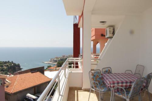 Apartments Monte
