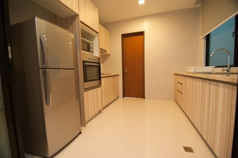 Apartamentos Samsuria Beach Resort & Residence