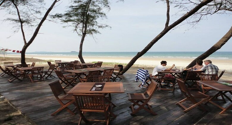 Apartamentos Samsuria Beach Resort & Residence