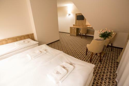 Hostal Borowy Dw�r- Biznes, Spa & Fun