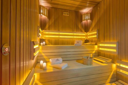 Hostal Borowy Dw�r- Biznes, Spa & Fun