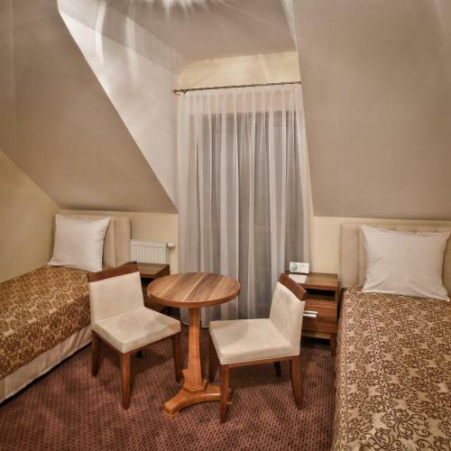 Hotel Modrzewi�wka