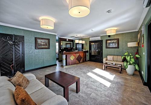 Hotel Modrzewi�wka