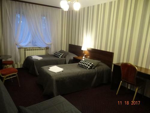 Hostal Pensjonat Sala Bankietowa "arkadia"
