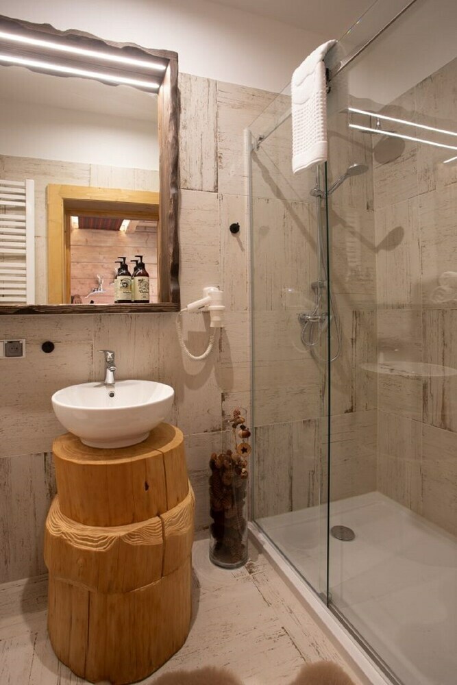 Bed & Breakfast Nied?wiedzia Residence