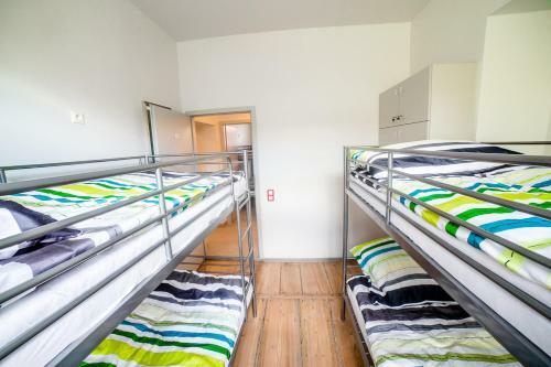 Mjhostel