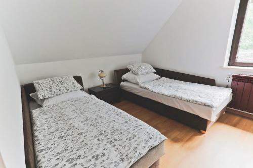 Hostal Dworek Tuszk�wka W Kaputach