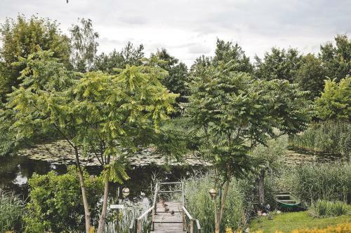 Hostal Dworek Tuszk�wka W Kaputach