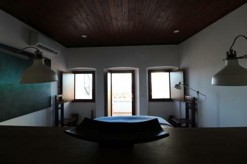 Hostal The Place At Evoramonte