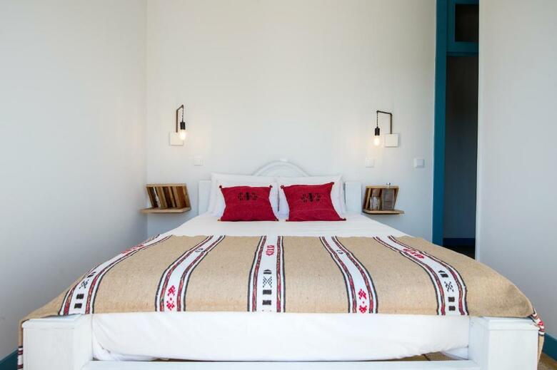 Des Arts Hostel And Suites