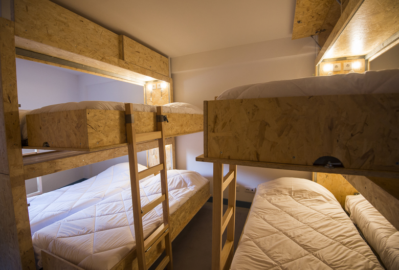 Des Arts Hostel And Suites