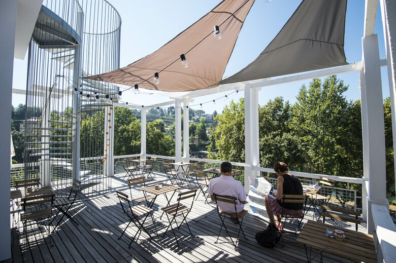 Des Arts Hostel And Suites