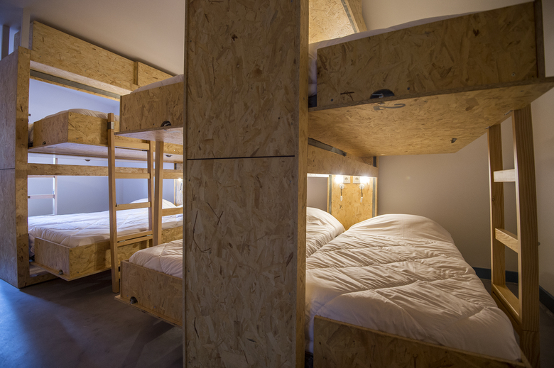 Des Arts Hostel And Suites