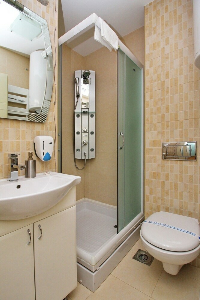 Apartments Radosti