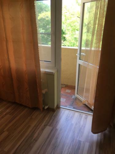 Hostal Uyut Guest House