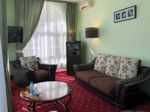 Le Bristol Hotel