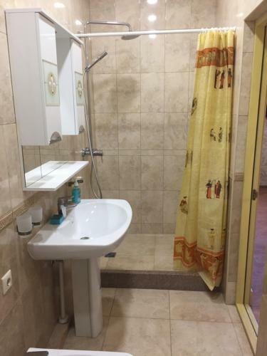 Hostal Guest House "avdolia"