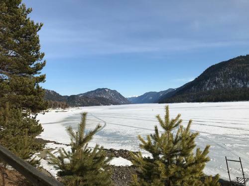 Hostal Lake House