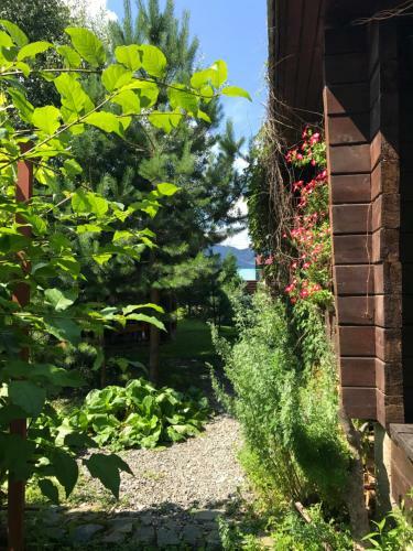 Hostal Lake House