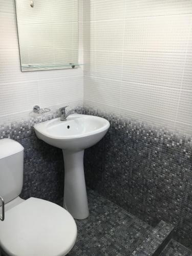 Hostal Guesthouse On Krasnykh Partizan 4