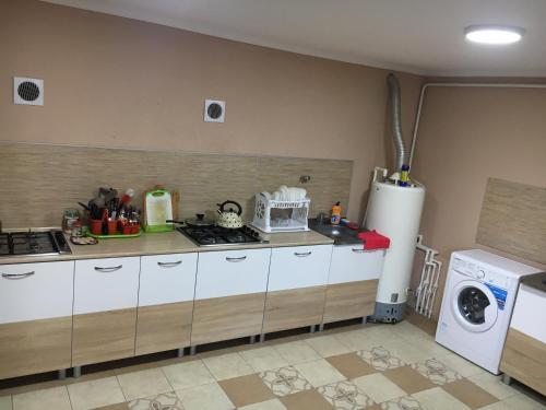 Hostal Guesthouse On Krasnykh Partizan 4