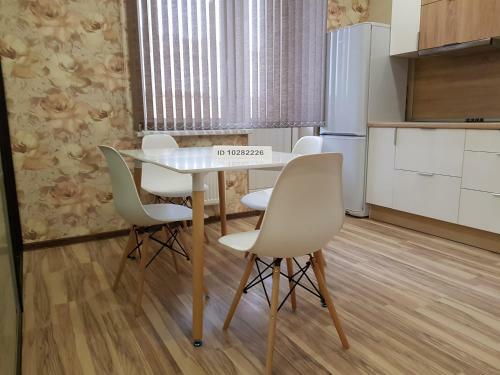 Apartamento ??????????? ?? ????????? 68/28