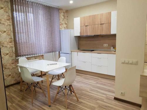 Apartamento ??????????? ?? ????????? 68/28