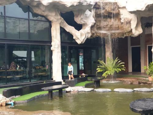 Hotel I View Park Resort
