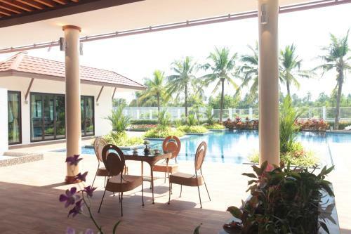 Hotel Rk Riverside Resort & Spa (reon Kruewal)