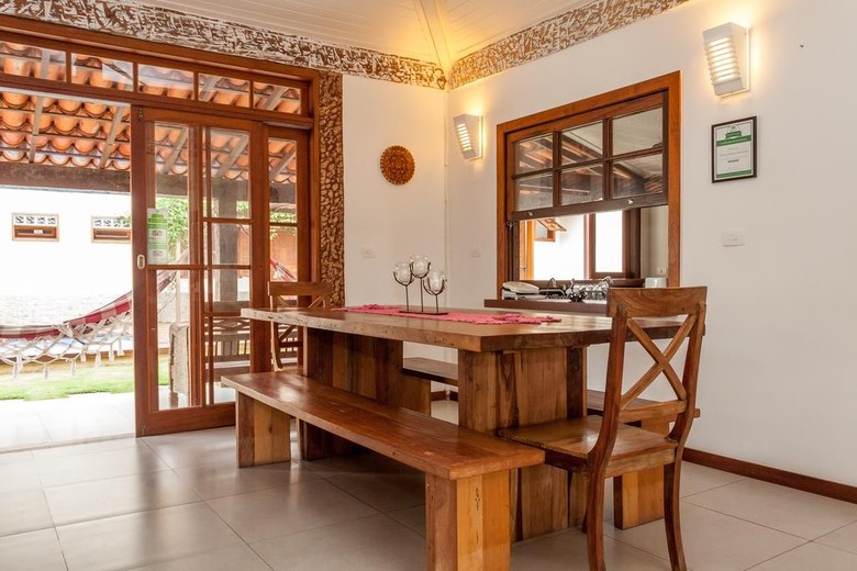 Hostal Maresia De B�zios Guest House