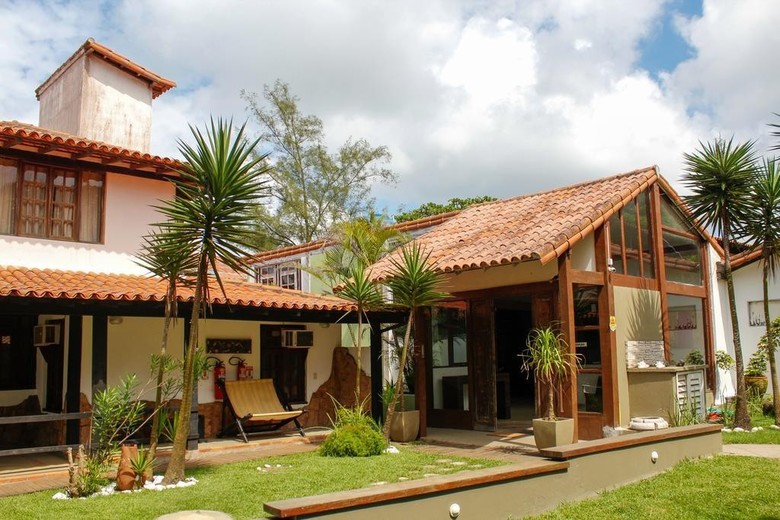Hostal Deck Dos Tucuns